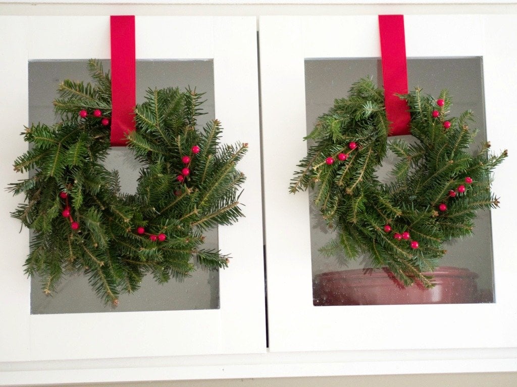 Let's make some easy peasy Christmas Cabinet wreaths