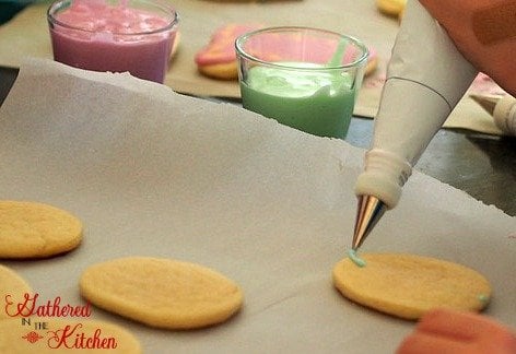 No Fail 3 Ingredient Royal Icing