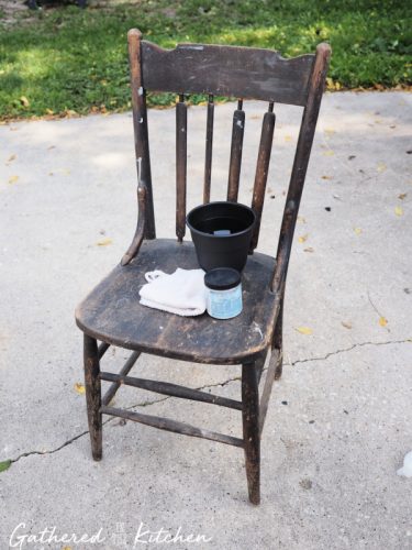 How To Upcycle An Old Wooden Chair Into Beautiful Garden Decor ...