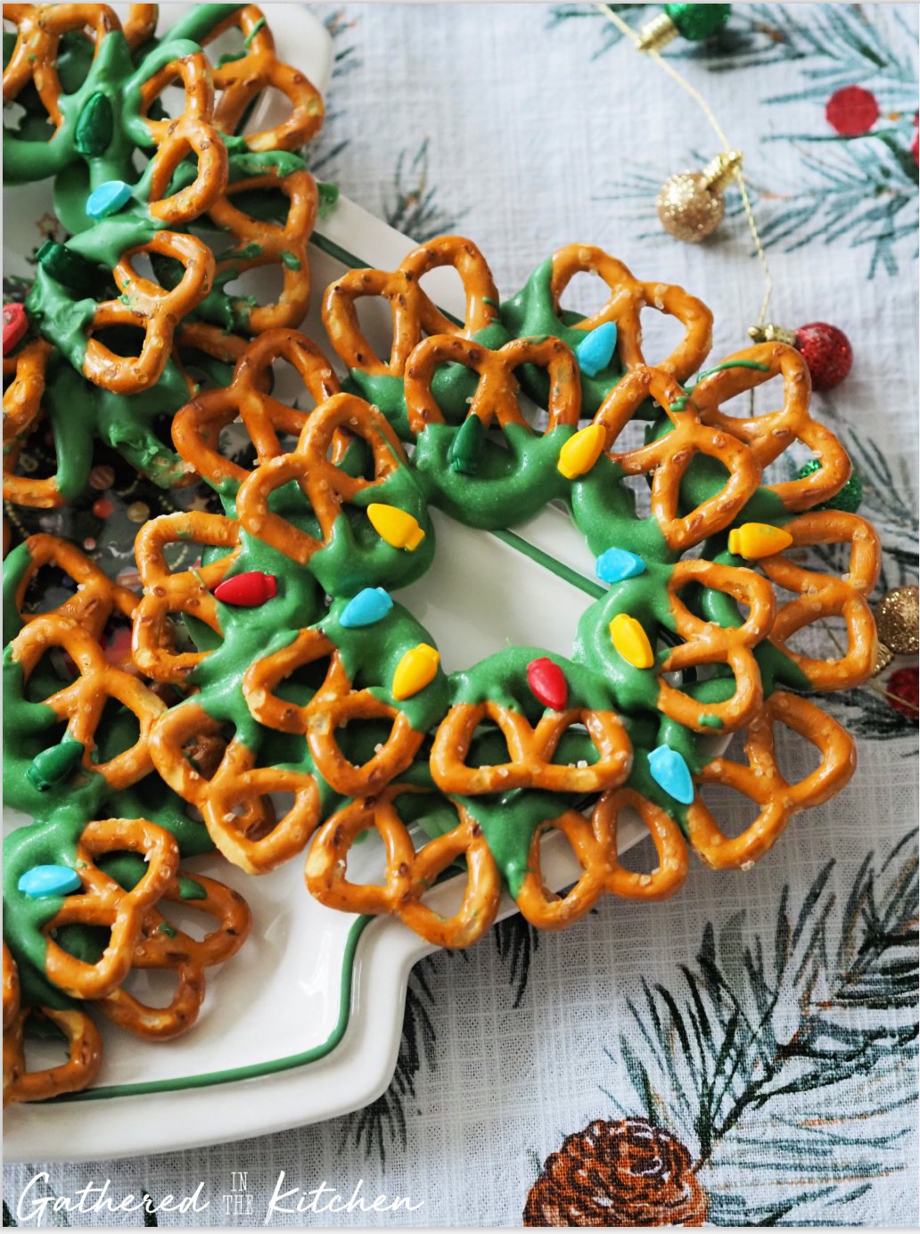 Looking for a fun and festive holiday recipe? These Christmas Candy Coated Pretzel Wreaths are easy, creative, and oh-so-delicious!